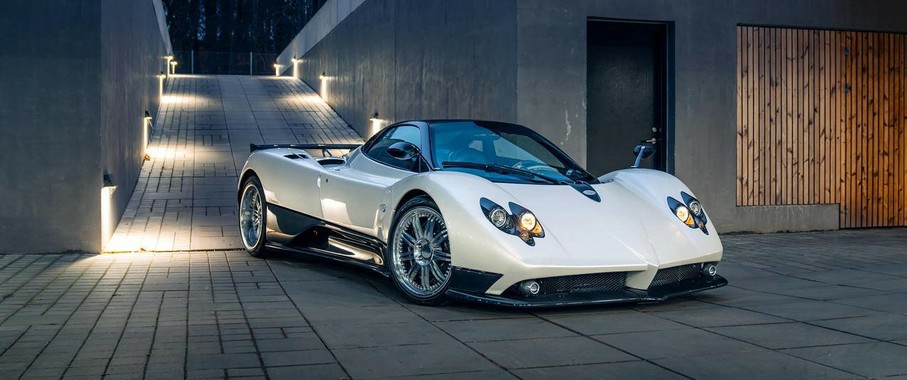 【银翼锋芒】帕加尼Zonda F壁纸｜3440×1440金属色域与动态光轨渲染技术解析